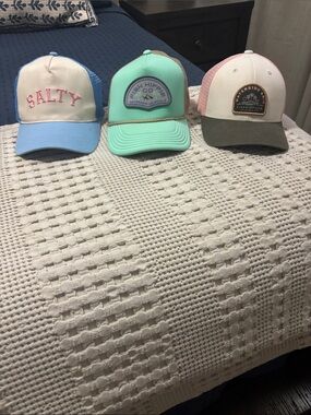 Beachy trucker hat set